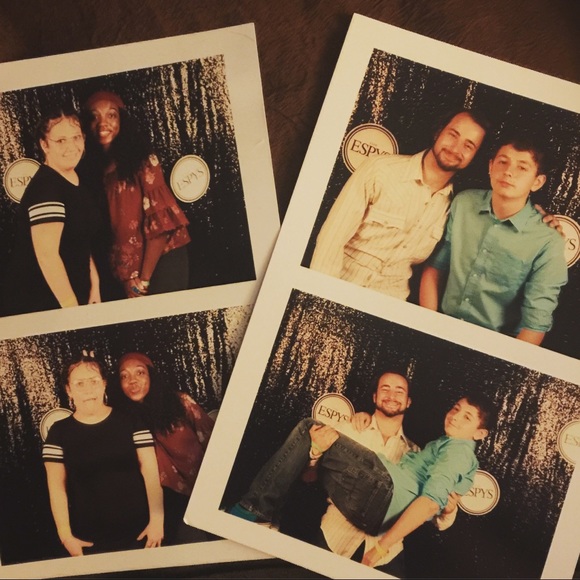 CLOSET WILL BE CLOSED UNTIL FURTHER NOTICE 🛑 ✋🏻 - Picture 3 of 3